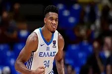 金年会官网首页-希腊队组织紧密，逆袭击败劲敌赢得胜利