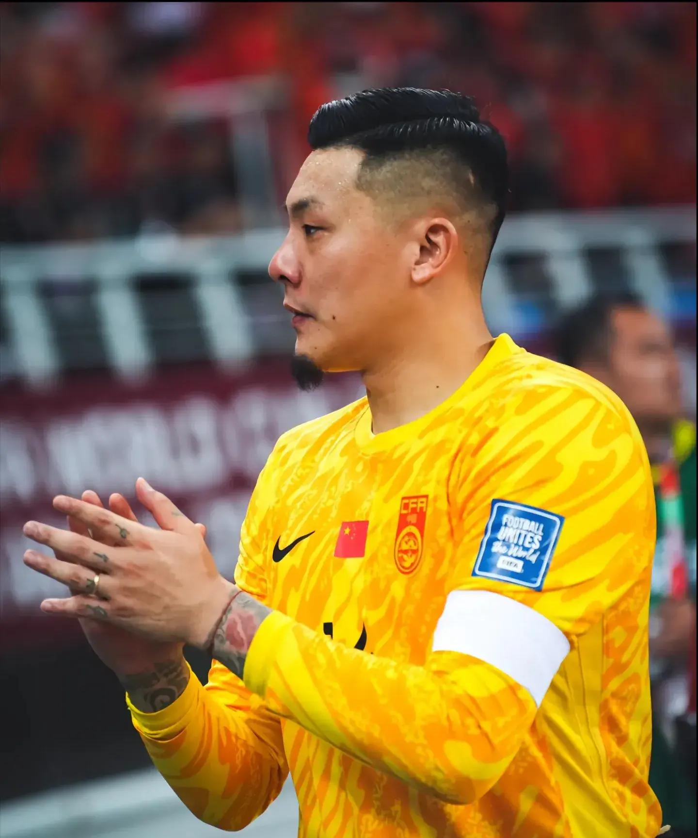 球队士气高昂，冲击胜利信心十足(球队士气高昂,冲击胜利信心十足的句子)