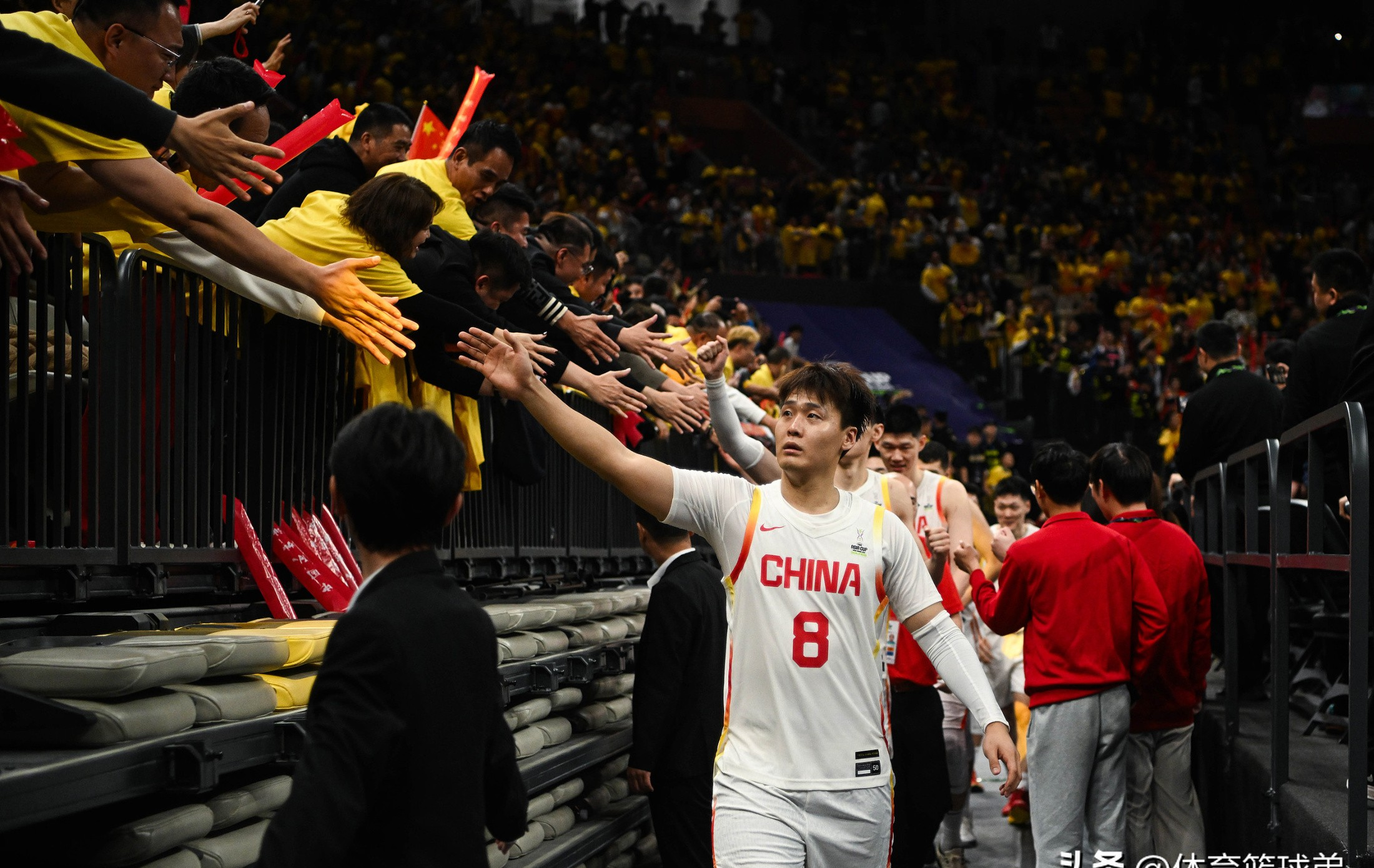 包含热门球队迎接强劲挑战,实力面临考验的词条 包含热门球队迎接强劲挑战,实力面临考验的词条