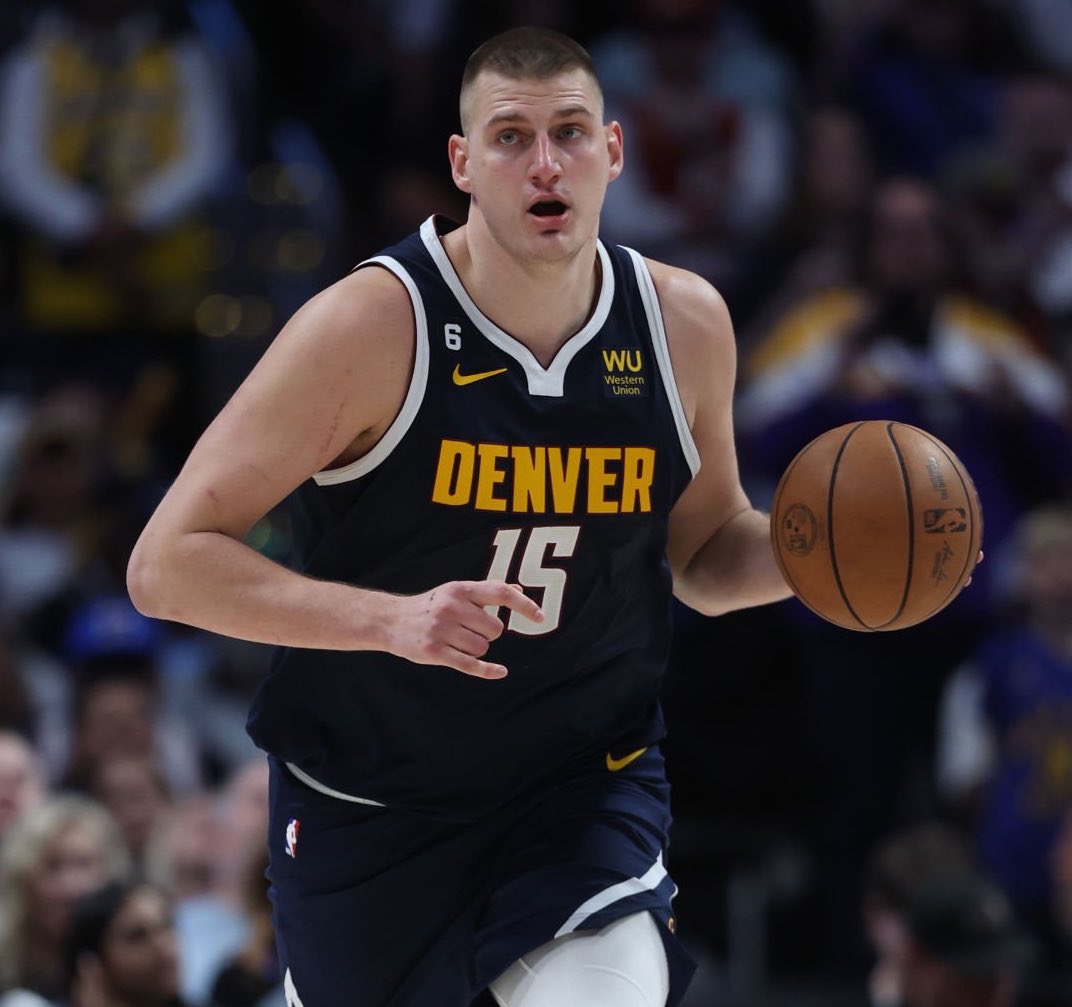 鹈鹕队中锋因伤接受手术康复进展顺利的简单介绍 鹈鹕队中锋因伤接受手术康复进展顺利的简单介绍