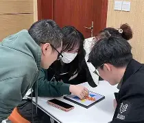 策略犹如棋手，教练谋划出奇制胜的简单介绍